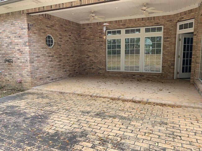 Building Photo - 3281 Benyard Dr