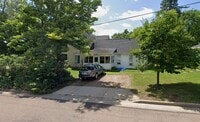 Building Photo - 2 Bedroom, 1 Bathroom with Laundry & Off Street Parking - Available August 1st!