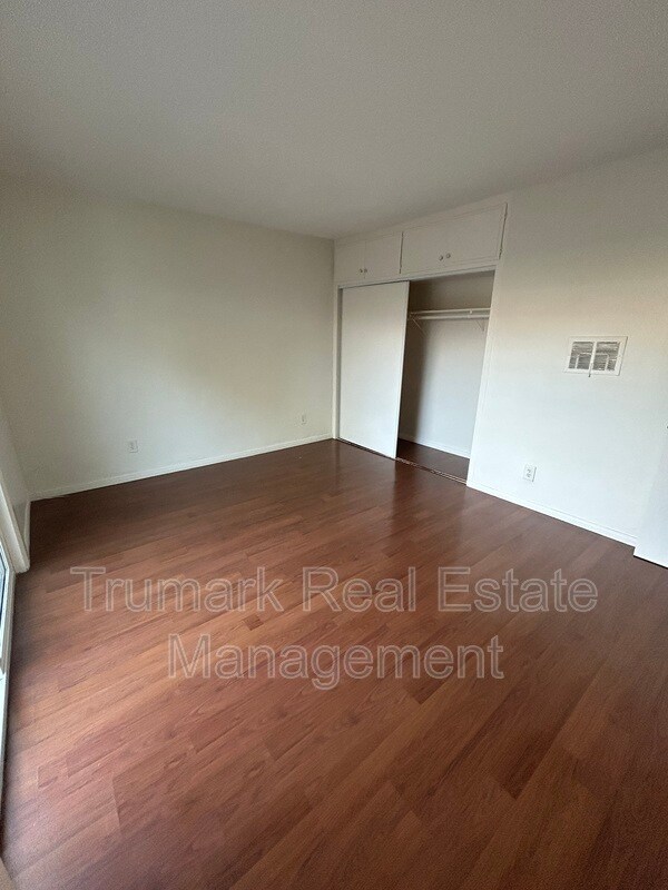 Building Photo - 5651 Cartwright Ave