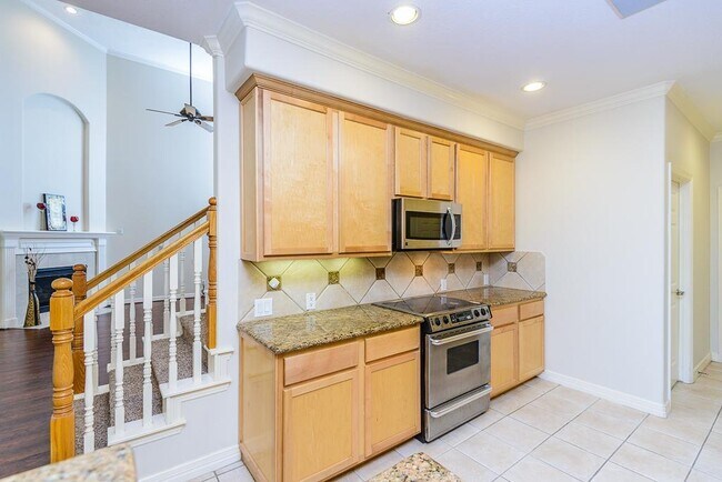 Building Photo - 12330 Timber Hollow