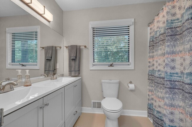 Building Photo - A Custom Home in Linkhorn Cove - 1-Acre Wo...