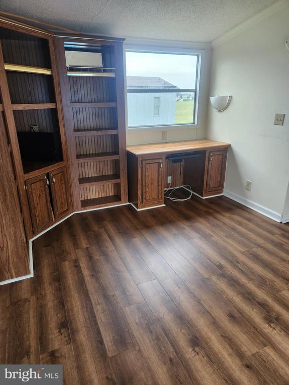 Building Photo - 121 Connector Rd