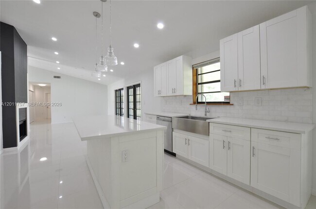Building Photo - 16760 SW 280th St