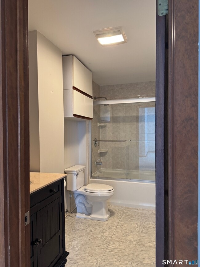 Building Photo - 146 High St