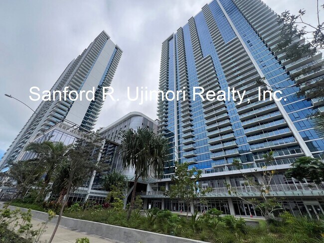 Building Photo - lion4301