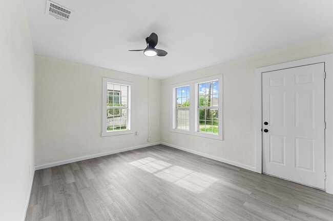 Building Photo - 4715 Engleford St