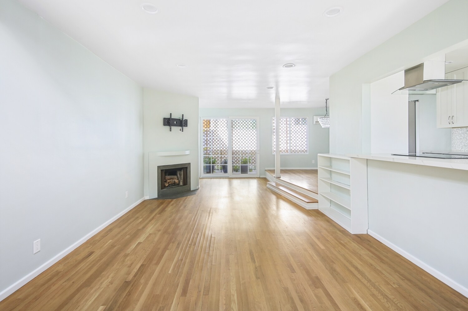 Building Photo - 1020 19th St