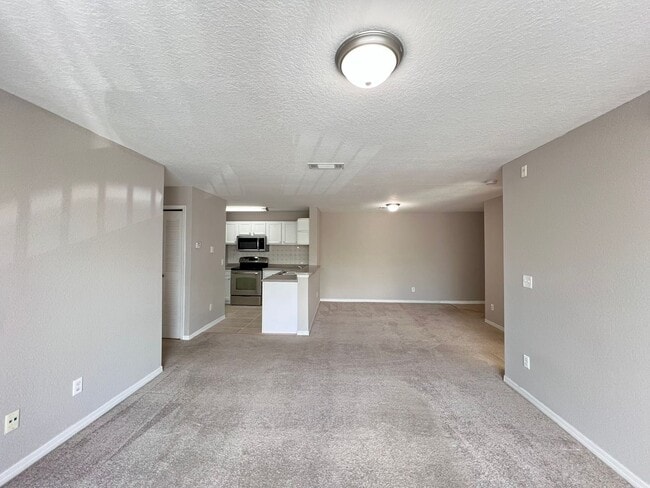 Building Photo - Condo for rent on SANDLAKE PRIVATE RESIDENCES