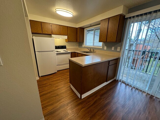 Interior Photo - Village Monroe Apartments