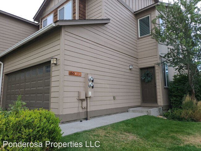 Primary Photo - 3 br, 2.5 bath House - 150 SW Cascade Moun...
