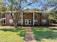 Building Photo - 748 Holder Dr