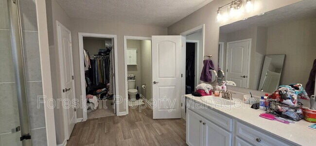 Building Photo - 653 Mill Stone Dr