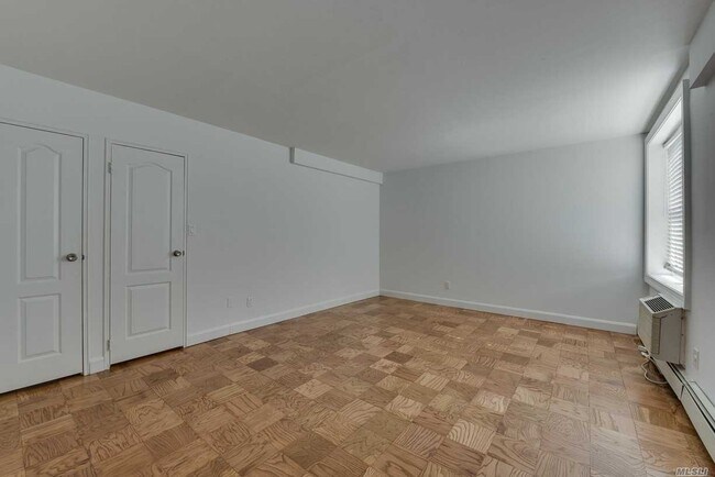 Building Photo - 101 Jackson Ave