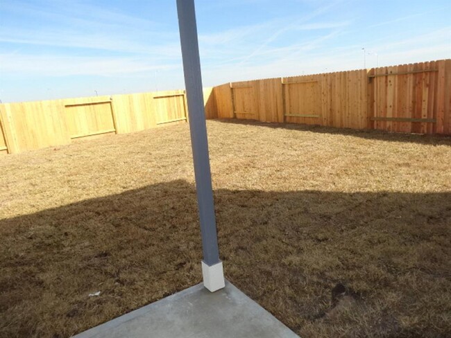 Building Photo - 17914 Grassy Prairie Dr