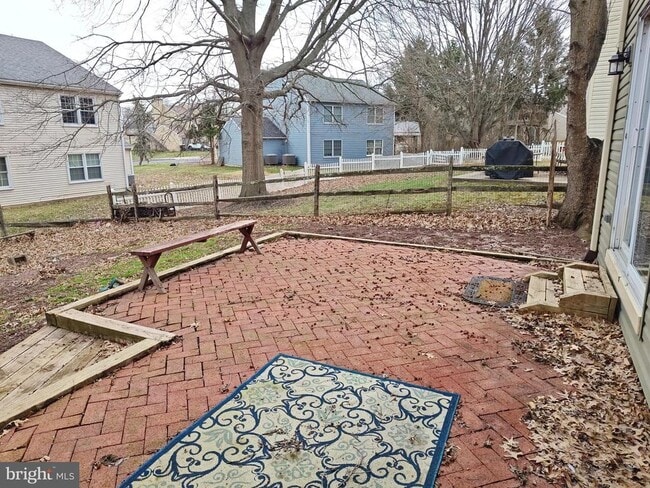 Building Photo - 72 Whethersfield Cir