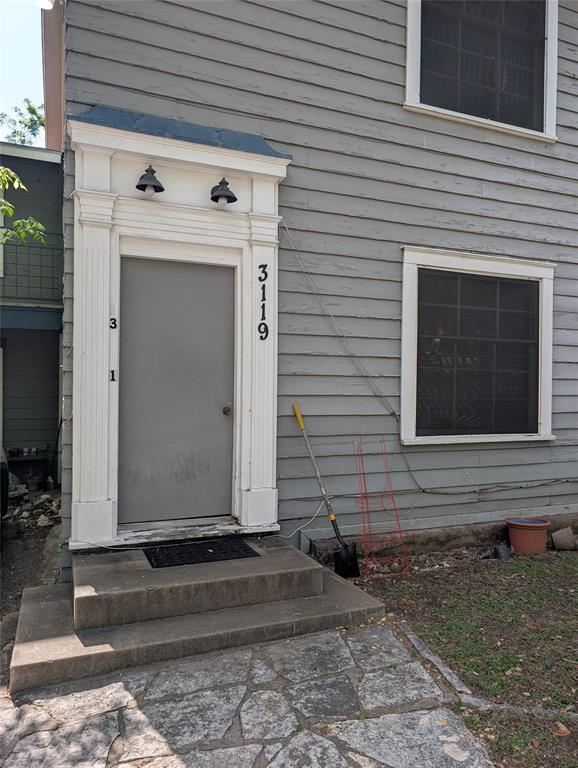 Building Photo - 3119 Tom Green St