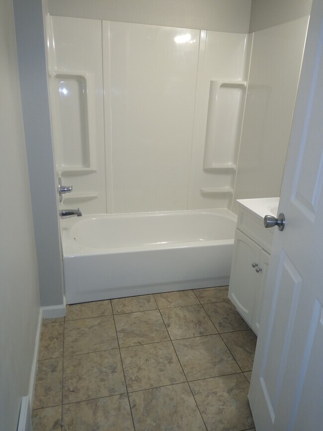 Bathroom - 212 William St