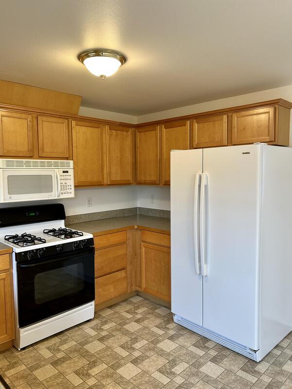 Building Photo - 6471 Portal Manor Dr