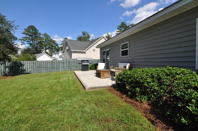 Building Photo - Coming Available!