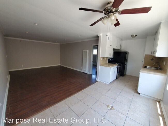 Building Photo - 128 S Mariposa Ave