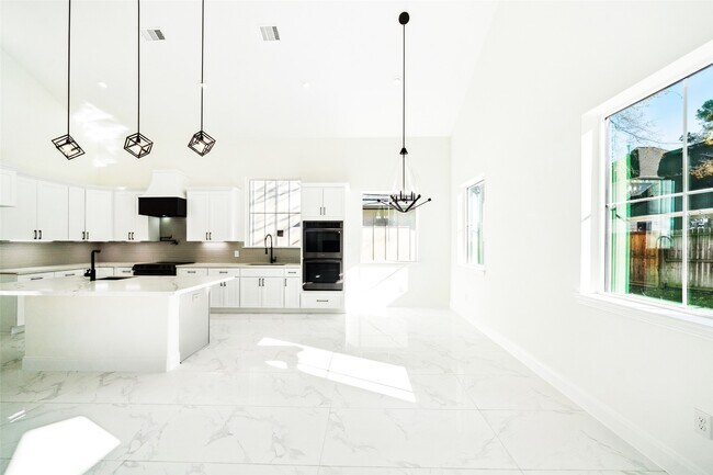 Building Photo - 75 Wick Willow Rd