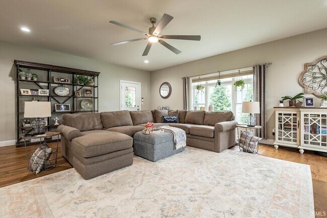Building Photo - 4297 S Windmill Ln