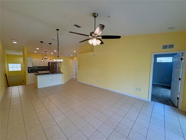 Building Photo - 6421 Bay Cedar Ln