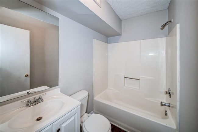 Building Photo - 341 W Griffin St