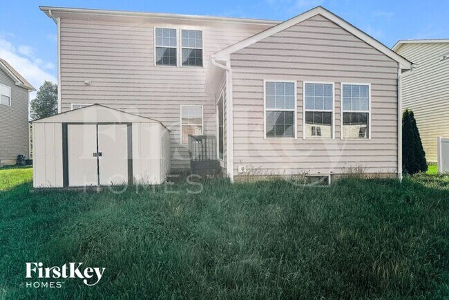 Building Photo - 235 Evergreen Ct