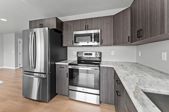 Building Photo - 1427 Thatcher Cir