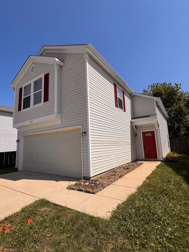 Building Photo - 1209 Porchester Ln