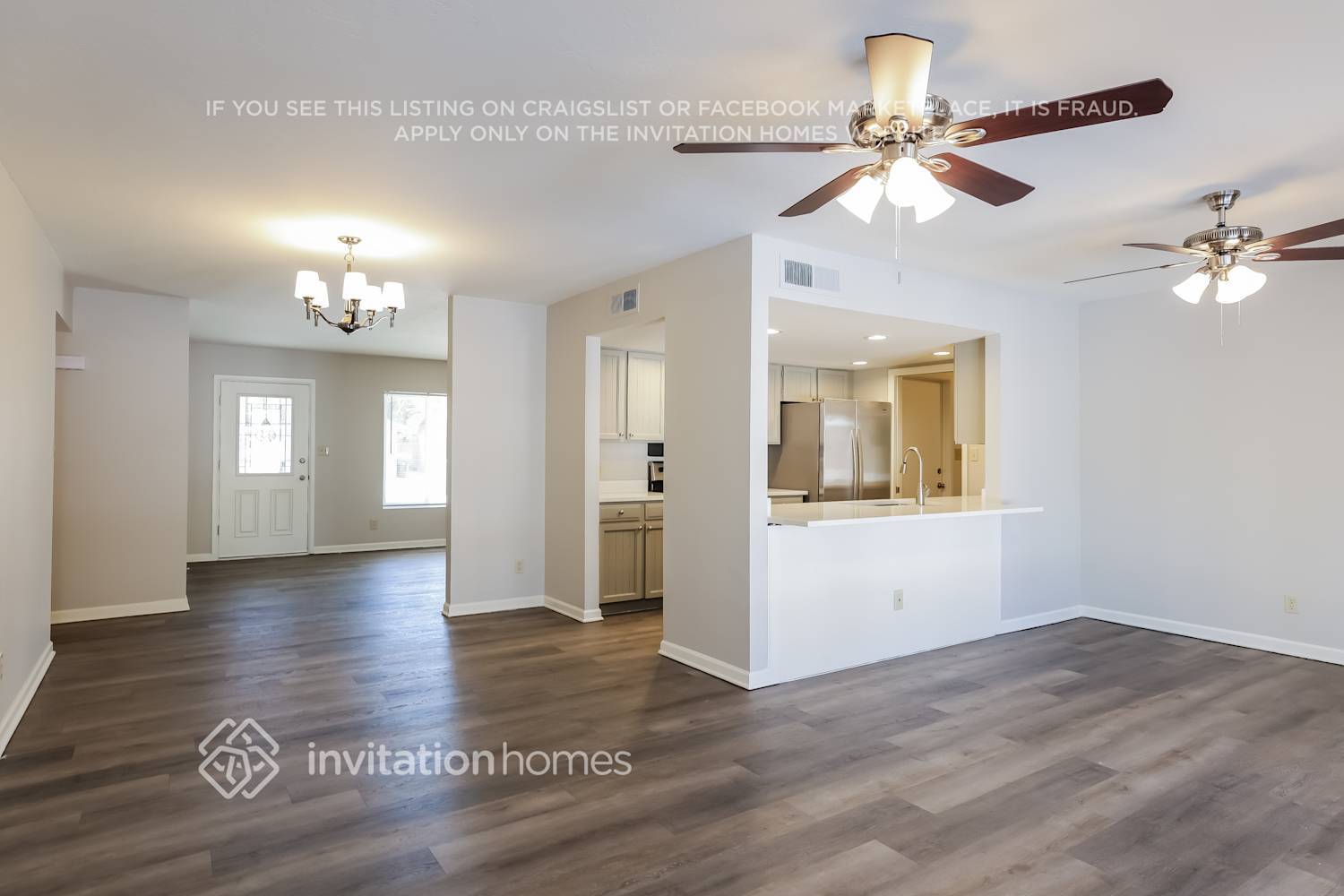 Building Photo - 3154 W Hartford Dr