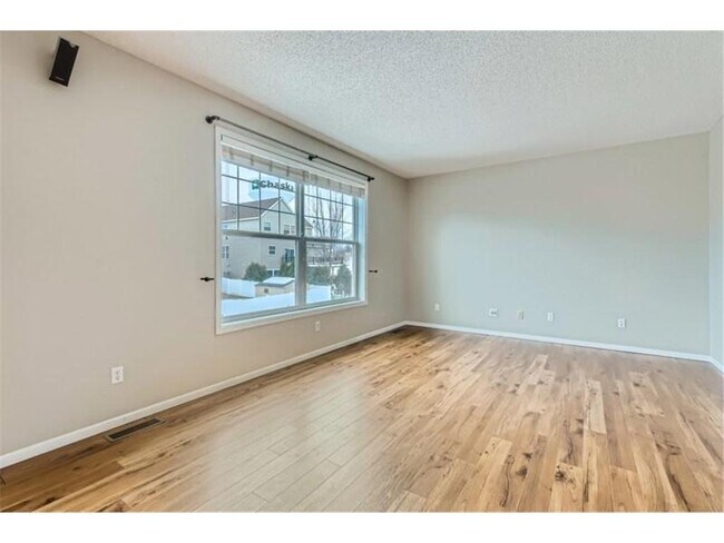 Building Photo - 2340 Kelm St