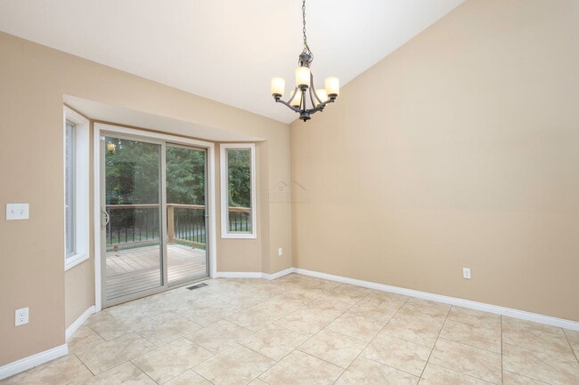 Building Photo - 29893 Trailwood Dr