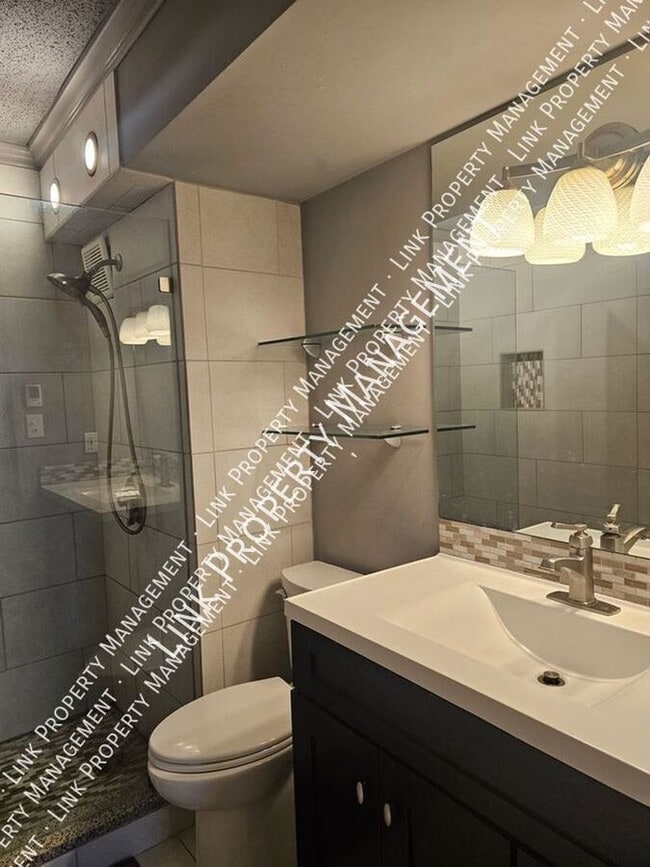 Building Photo - 1131 Stringers Ridge Rd