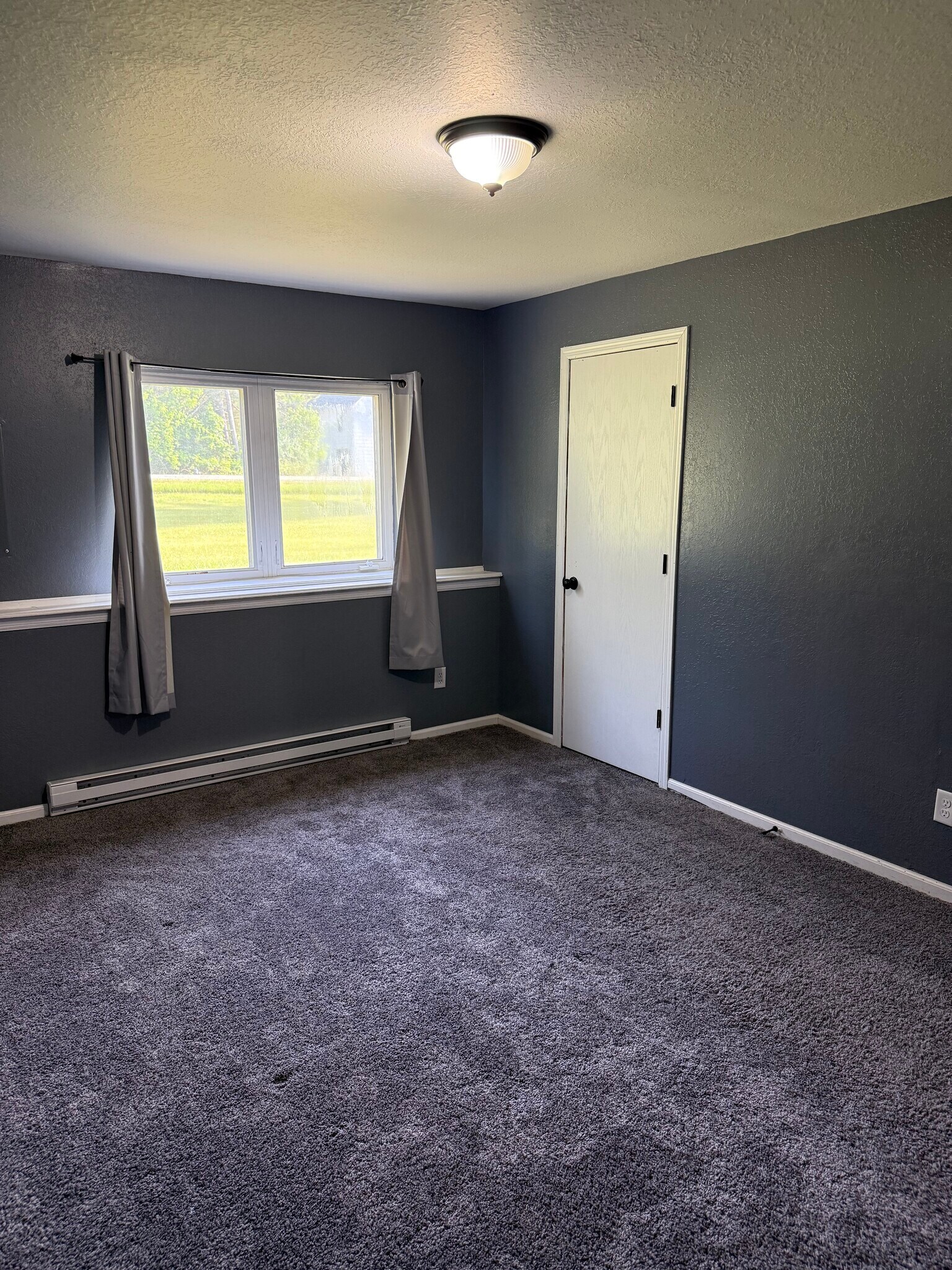 Building Photo - W6527 Woodhaven Cir