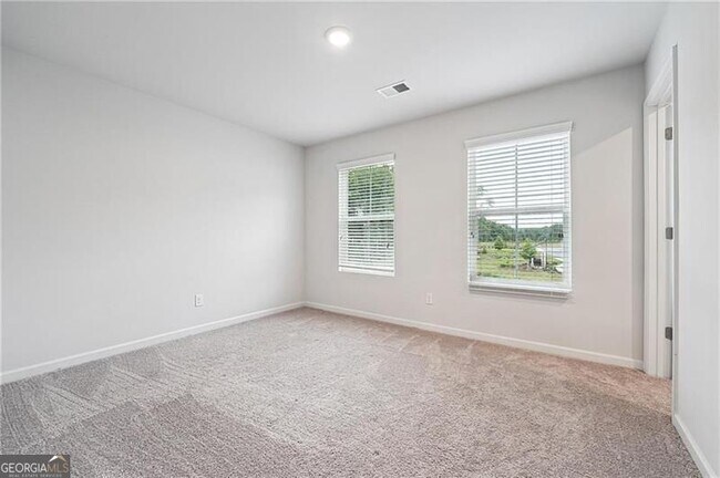 Building Photo - 5207 Canberra Dr