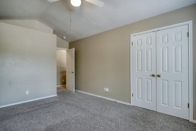 Building Photo - 8102 Willet Trail