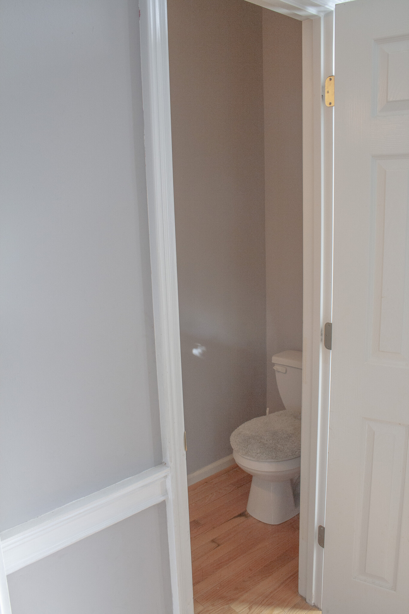Formal Powder Room - 237 Yale Rd