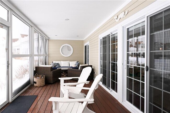 Building Photo - 4 Wimbledon Cir