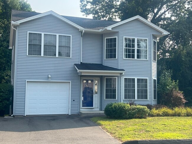 Primary Photo - 53 Tunxis St