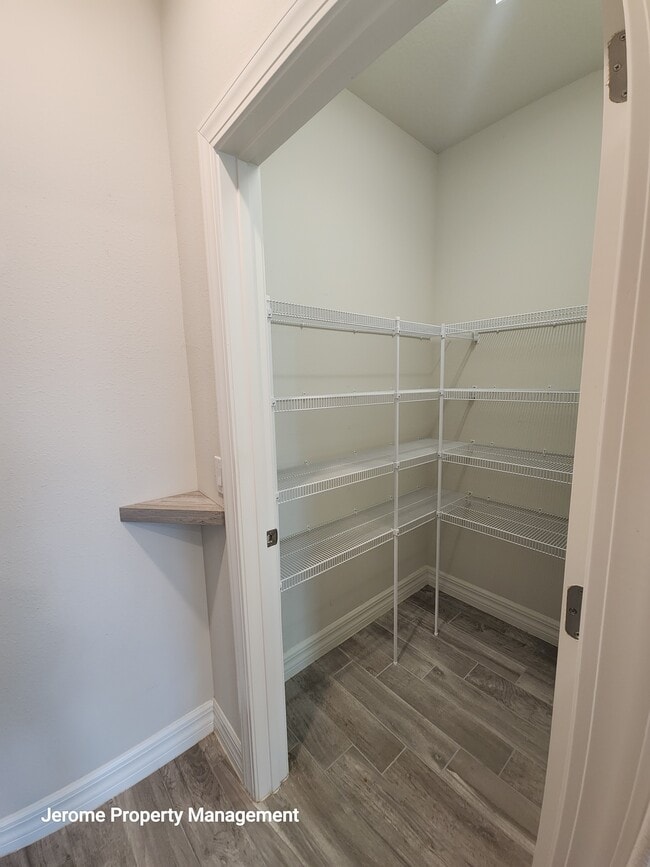 Building Photo - 18743 Coastal Shr Ter