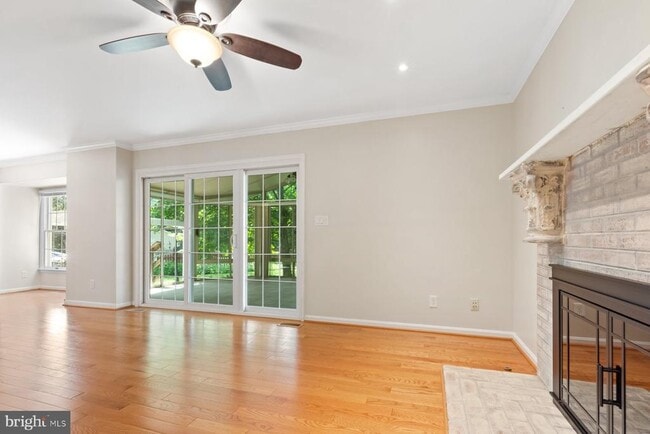 Building Photo - 4970 Manor House Ct