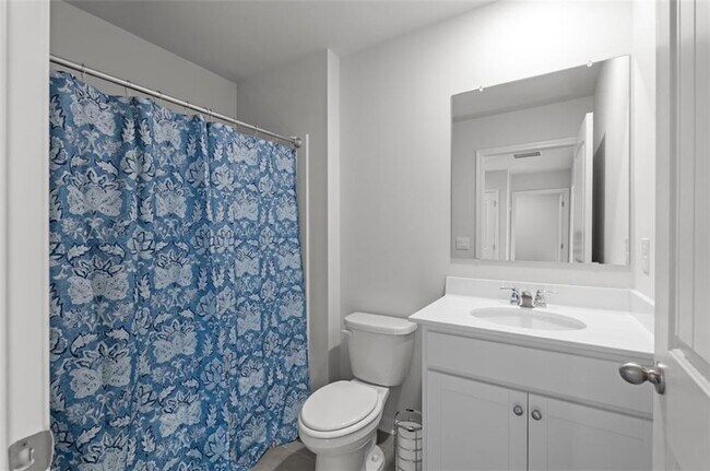 Building Photo - 2203 Blue Monarch Dr