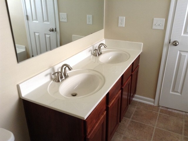 Building Photo - 107 Rosemont Ln