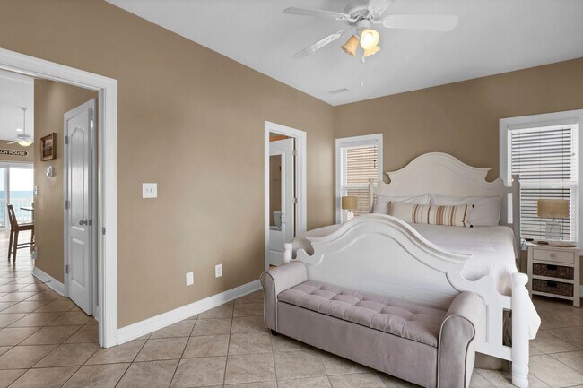 Building Photo - 306 Sea Star Cir