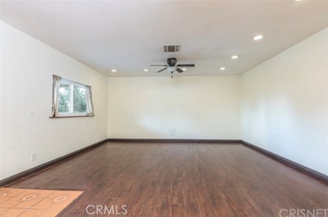 Building Photo - 26231 Larkhaven Pl