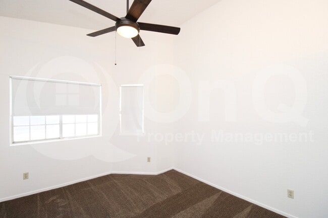 Building Photo - 4026 W Avenida Del Sol