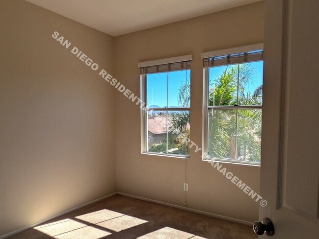 Building Photo - Gorgeous 4 Bedroom Home in Desirable Carme...