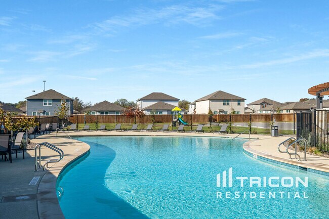 Building Photo - 13611 Emerson Way Saint Hedwig TX